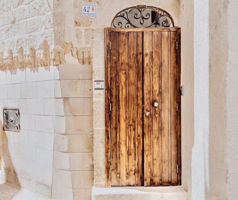 Torre Dalu' - A Due Passi Dalla Spiaggia Di Porta Vecchia, Con Terrazzo Privato E Netflix Monopoli Exteriör bild